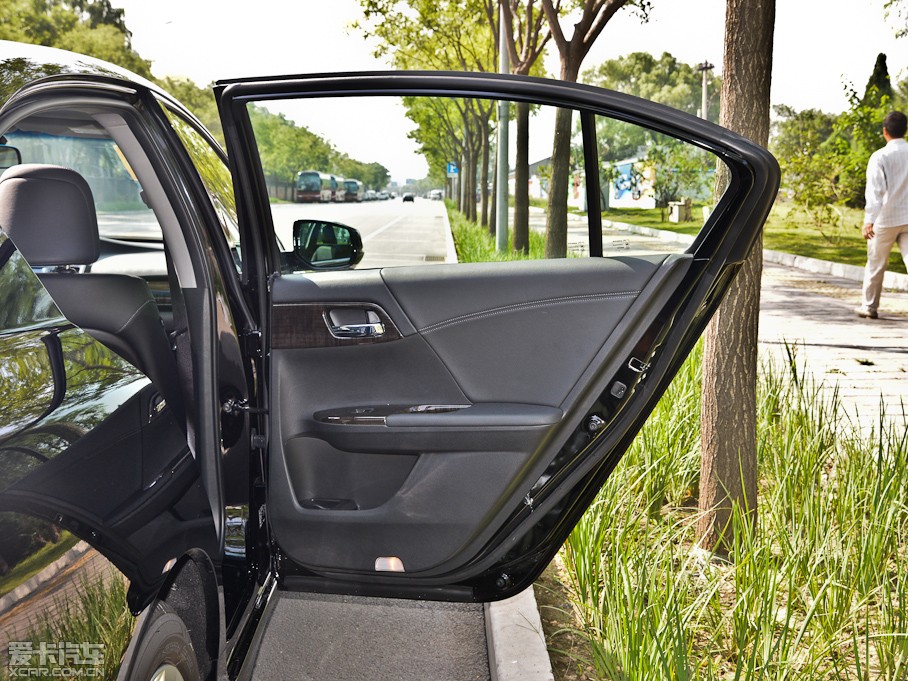 2014w 2.4L EXN A(do)