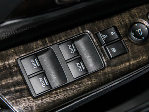 20143.0L EXLN Ş {܇ƅ^(q)	