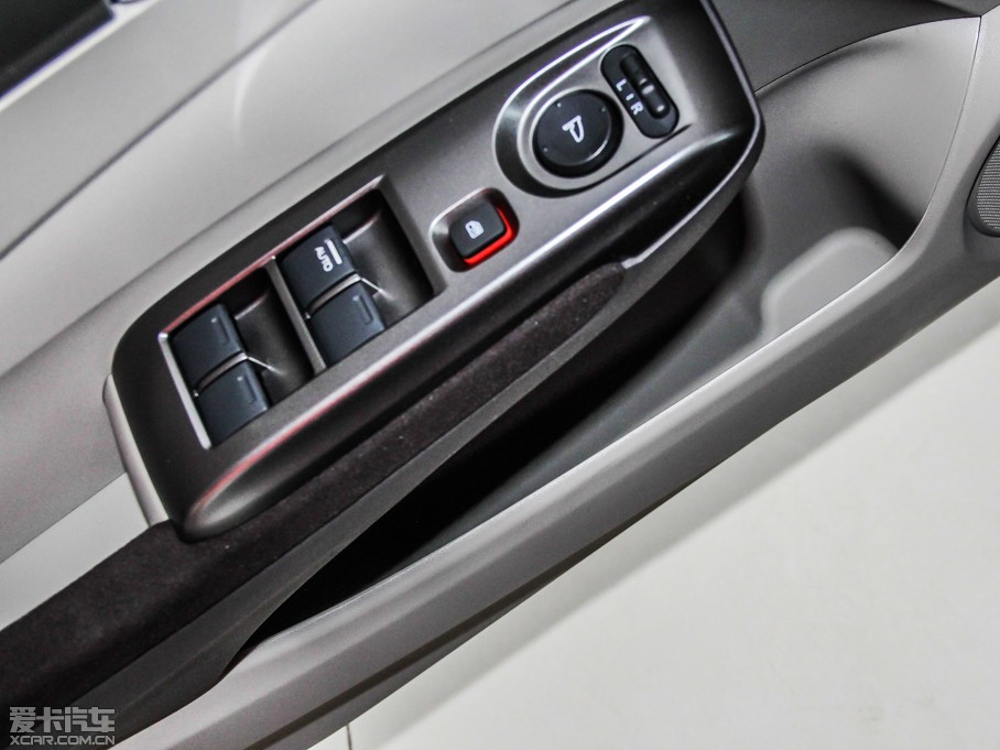 2014���h�� 1.5L �L���ԄӾ�Ӣ��