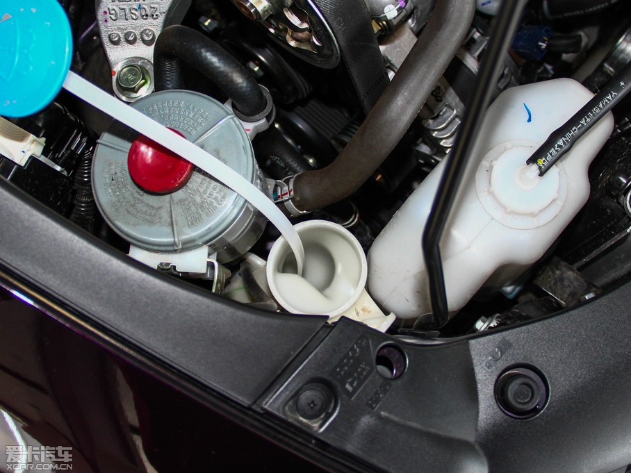 2014?yun)Wِ 2.4L Ԅ(dng)A