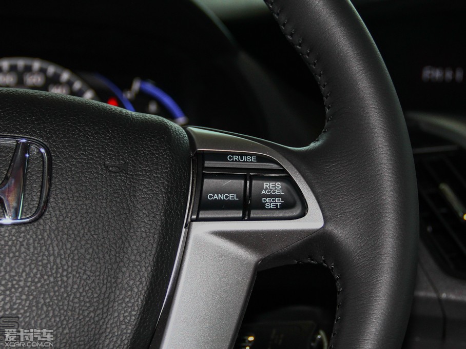 2014?yun)Wِ 2.4L Ԅ(dng)A