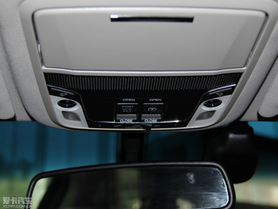 2014���Ԋ�D 2.4L ���A��