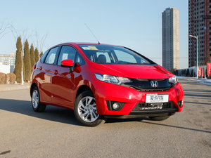 20141.5L CVT SErа w^