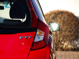 20141.5L CVT SEr(sh)а β