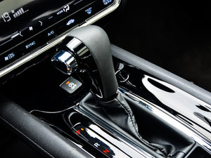 20151.8L CVT(q)Ş QU