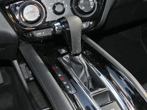 20151.8L CVT(q)Ӣ QU