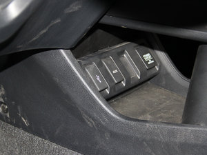 20151.8L CVT򌾫Ӣ п؅^(q)