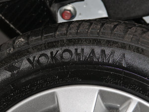 20151.8L ք(dng)(q)Ӣ ݆̥Ʒ