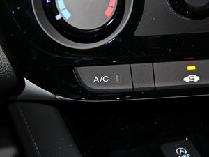 20151.8L քӃ򌾫Ӣ п؅^