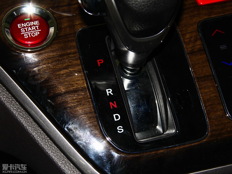 2015?yun)Wِ 2.4L CVT