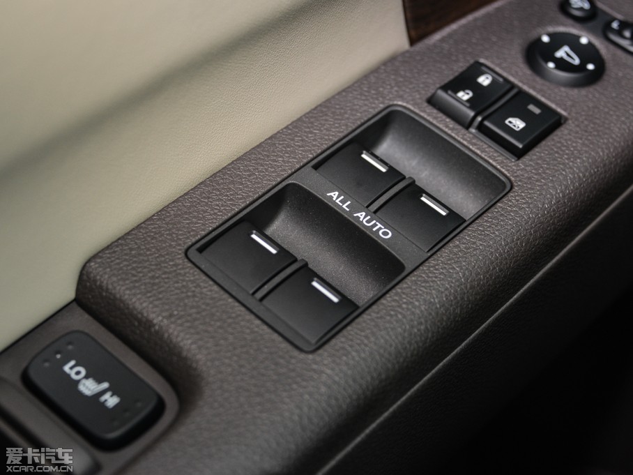 2015?yun)Wِ 2.4L CVT