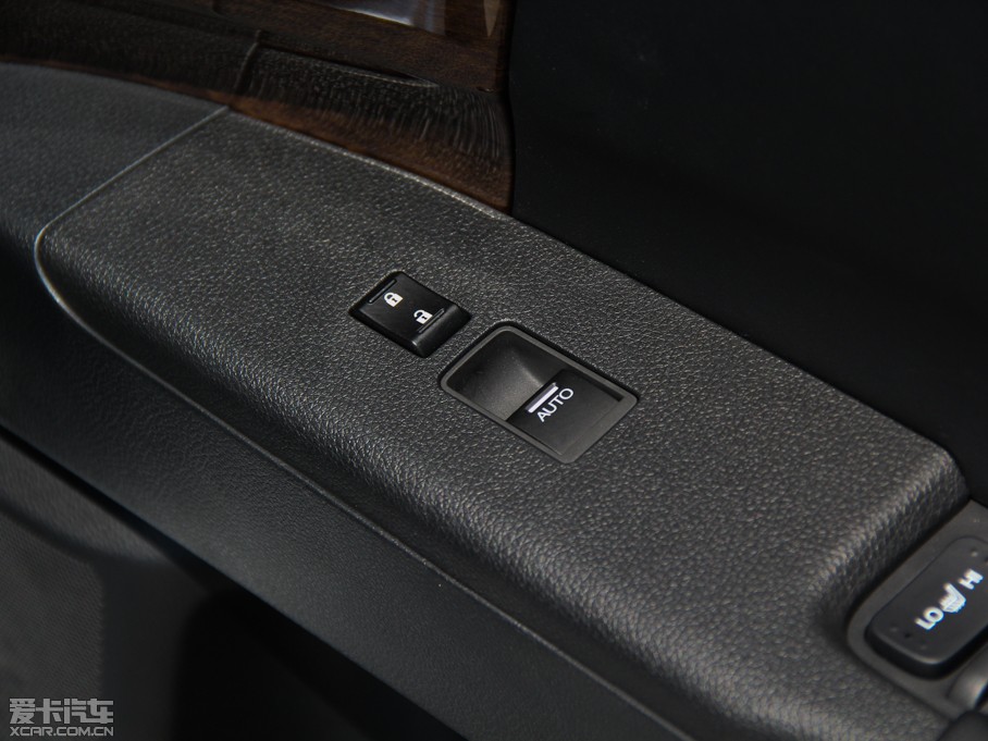 2015?yun)Wِ 2.4L CVT