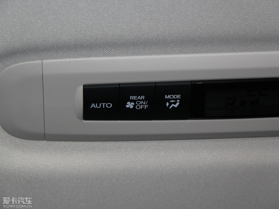 2015?yun)Wِ 2.4L CVT