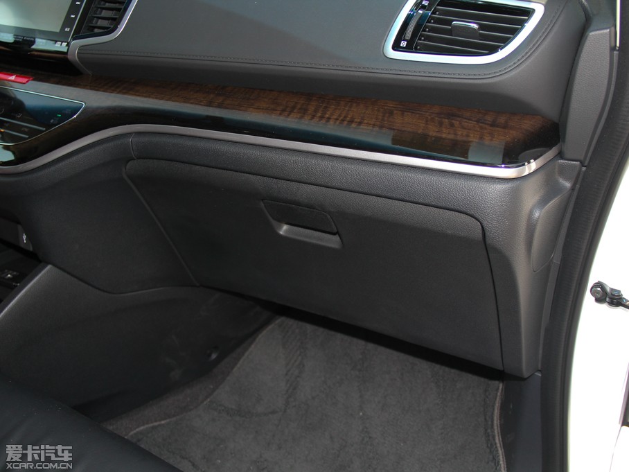 2015?yun)Wِ 2.4L CVT