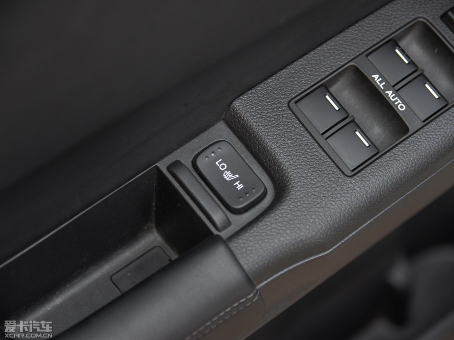 2015?yun)Wِ 2.4L CVT