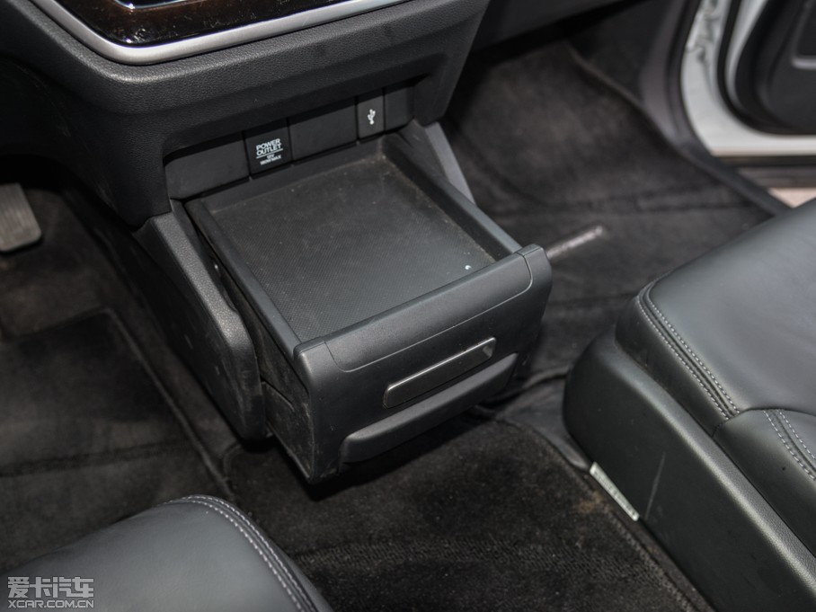 2015?yun)Wِ 2.4L CVT