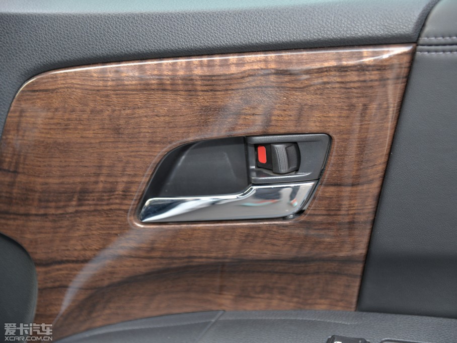 2015?yun)Wِ 2.4L CVT