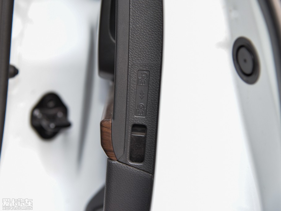 2015?yun)Wِ 2.4L CVT