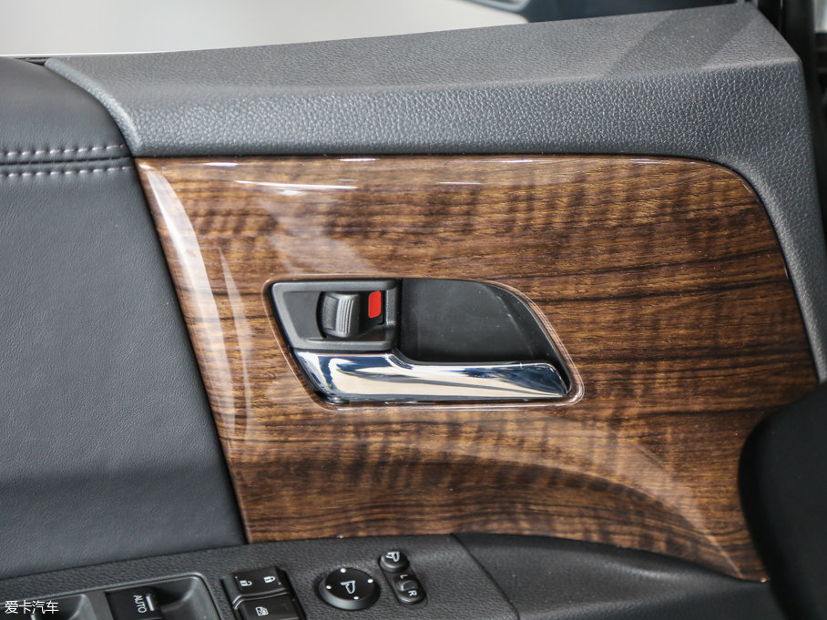 2015?yun)Wِ Ŀ 2.4L CVT