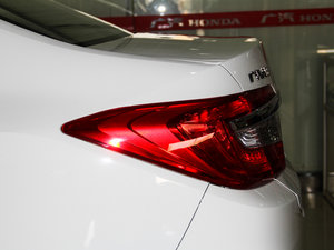 2015款1.8L 自动舒适版 细节外观