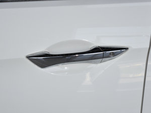 2015款1.8L 手动舒适版 主驾门拉手