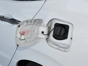 2015款1.8L 手动舒适版 油箱盖