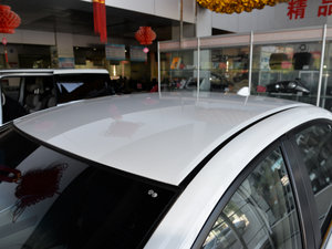 2015款1.8L 手动舒适版 车顶