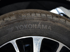 2015款1.8L 手动舒适版 轮胎品牌