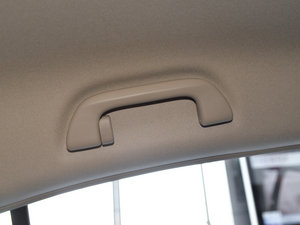 2015款1.8L 手动舒适版 空间座椅