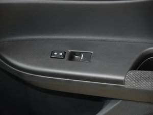 20152.0L LXS Ӣ п؅^(q)