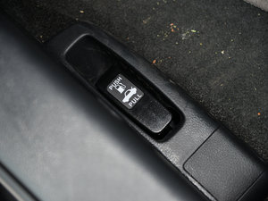 20152.0L LXS Ӣ п؅^(q)