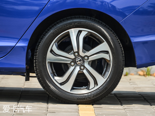 廣汽本田2015款鋒范