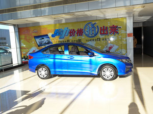 2015款1.5L CVT舒适版 正侧（左）
