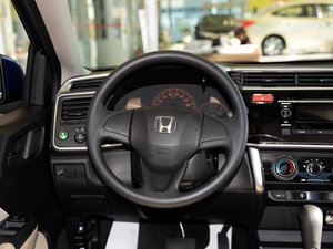 2015款1.5L CVT舒适版 方向盘