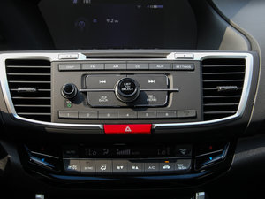 20162.4L CVTm {(dio)L(fng)