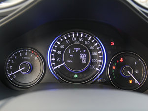 2016款1.8L CVT豪华版 中控区
