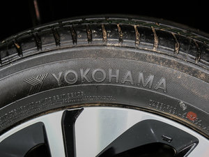 2016款1.8L 手动舒适版 轮胎品牌