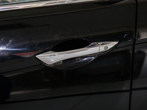 2016款1.8L 手动舒适版 空间座椅
