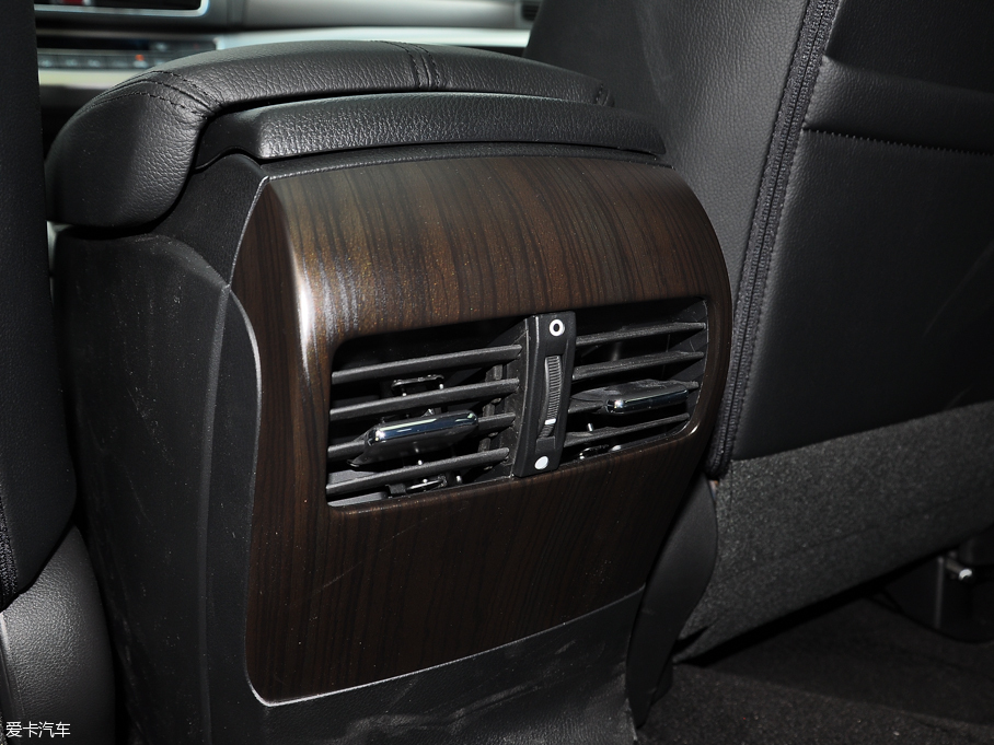 2016���Ԋ�D 2.4L ���A��