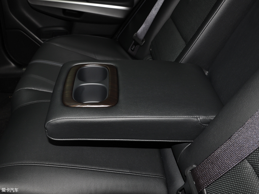 2016���Ԋ�D 2.4L ���A��