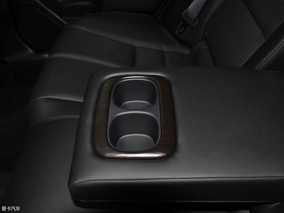 2016���Ԋ�D 2.4L ���A��