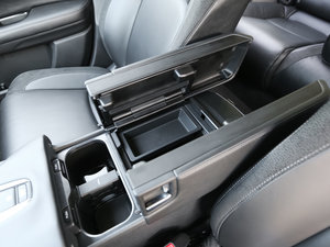 2017240TURBO 򌾫Ӣ g