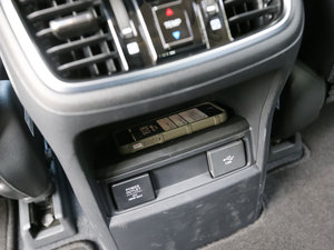 2017240TURBO 򌾫Ӣ g