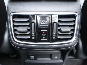 2017240TURBO 򌾫Ӣ п؅^