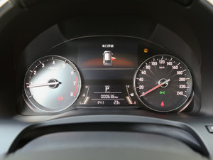 2017款240TURBO 两驱精英版 仪表