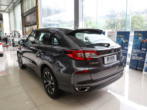 2017款240TURBO 两驱豪华版 左后45度