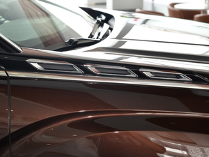 2017370TURBO (q)A (x)(ji)^