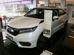 2017款240TURBO 两驱豪华版 整体外观