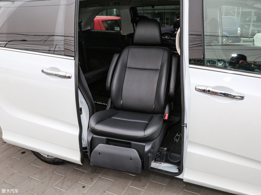 2017?yun)Wِ 2.4L CVT 