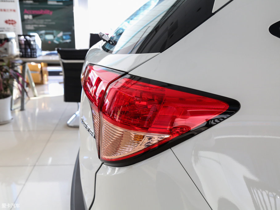 2017_ 1.8L CVT򌾫Ӣ